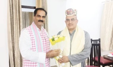 नवनियुक्त एम्स निदेशक पहुंचे दरभंगा, सांसद ने किया भव्य स्वागत जल्द शुरू होगा निर्माण कार्य : गोपालजी