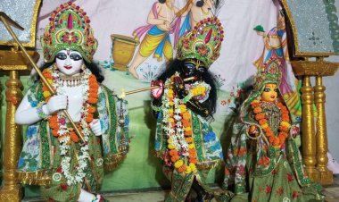 आज दरभंगा की इन जगहों पर घूम सकते हैं आप, जन्माष्टमी के मौके पर शानदार होगा नजारा, दरभंगा स्थित Iskcon मंदिर में है खास तैयारी,करें अलौकिक दर्शन, राधा कृष्ण को 501 प्रकार के लगाए जाएंगे भोग