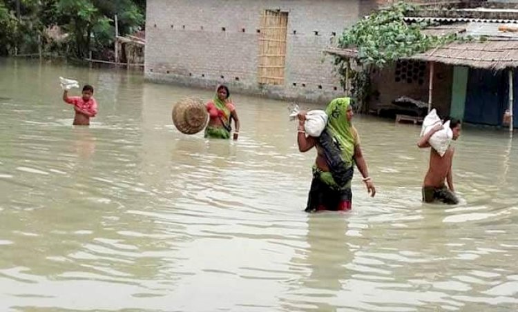 घनश्यामपुर प्रखंड में आई बाढ़ 3 गांवों में प्रवेश करने लगा पानी