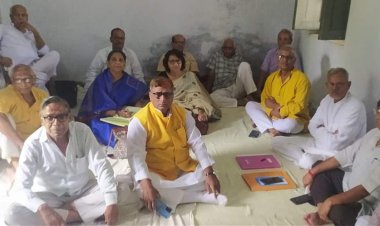 दरभंगा:- पेंशनधारी शिक्षक संघ की मीटिंग में विश्वविद्यालय प्रशासन पर लगाया भेदभाव करने का आरोप