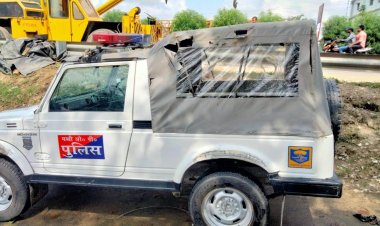 दरभंगा:- गश्ती के दौरान मब्बी ओपी पुलिस की गाड़ी पलटी, ओपी अध्यक्ष समेत 4 पुलिसकर्मी हुए घायल, मची अफरा तफरी