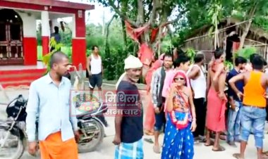 दरभंगा:- मांस लेकर हनुमान मंदिर में घुस गया मुस्लिम शख्स, मचा बवाल