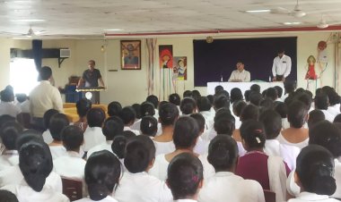 दरभंगा में सात निश्चय के तहत आर.बी मेमोरियल नर्सिंग इंस्टीटयूट, लहेरियासराय में सेमिनार का किया गया आयोजन