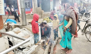 दरभंगा में प्रशासन द्वारा चौक चौराहों पर की गई अलाव की व्यवस्था, डीएम ने अलाव जलवाने को दिए सभी सीओ को आदेश