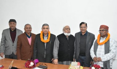 दरभंगा:- नवनियुक्त 3 पदाधिकारियों प्रो एच के सिंह, प्रो अरुण कुमार सिंह तथा प्रो अशोक कुमार मेहता ने अपने-अपने विभागों का संभाला कमाल