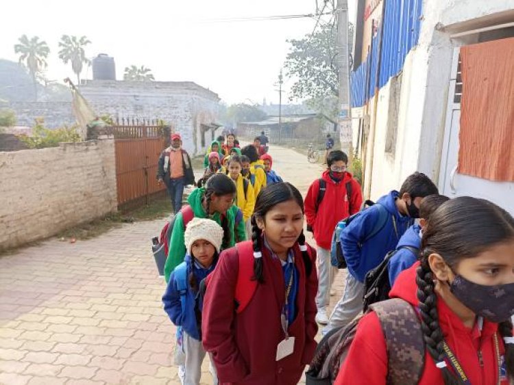 School open In Darbhanga : आज से खुल गए दरभंगा में स्कूल, 10 बजे से 3 बजे तक चलेगी क्लास