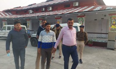 दरभंगा: निगरानी के हत्थे चढ़ा मुखिया का घूसखोर बेटा, नल-जल योजना के नाम पर ले रहा था रिश्वत