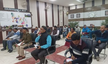 दरभंगा में भूमि-विवाद को लेकर डीएम ने की बैठक। मद्य-निषेध अभियान में तेजी लाने का निर्देश