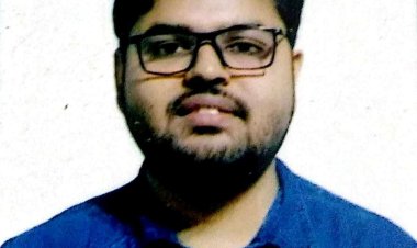 दरभंगा शहर मे उत्साह : सेवानिवृत्त बैंक मैनेजर का बेटा बना एक्साइज इंस्पेक्टर..तो परिवार के साथ गांव में उत्साह का माहौल