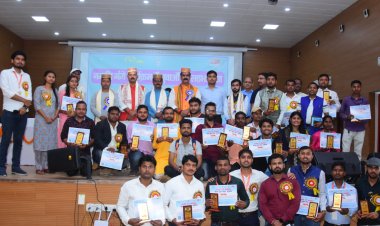 दरभंगा में नमामि गंगे कार्यक्रम के तहत युवाओ की सहभागिता परियोजना पर सम्मलेन का हुआ आयोजन, दूतों ने ली शपथ, कहाँ दरभंगा की नदियों, तालाबों एवं जल स्रोतों का करेंगे संरक्षण