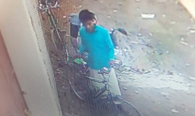 बेखौफ चोर, बेबस पुलिस: राज किला स्थित मिक्ट कंप्यूटर कोचिंग संस्थान से साइकिल चोरी, चोर सीसीटीवी फुटेज में कैद