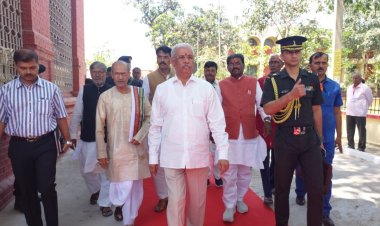 दरभंगा संस्कृत विश्वविद्यालय सीनेट में पहुंचे राज्यपाल राजेंद्र विश्वनाथ आर्लेकर, बैठक में 4 अरब 54 करोड़ 57 लाख 14 हजार 529 रूपए घाटे का बजट पारित,