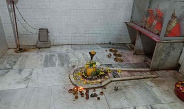 दरभंगा में पुलिस की चौकसी की पोल खुली, रामबाग परिसर स्थित हरि मंदिर प्रांगण में बने उमेश्वर नाथ महादेव मंदिर से चोरी