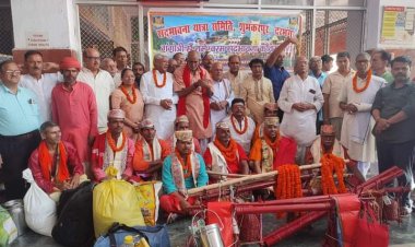 गंगोत्री से रामेश्वरम् तक यात्रा के लिए दरभंगा से निकले सात कांवर यात्री