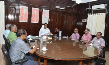 मिथिला विश्वविद्यालय के कुलपति प्रोफ़ेसर एस पी सिंह की अध्यक्षता में हुई एडवांस रिसर्च सेन्टर के लैबों के समन्वयकों की बैठक