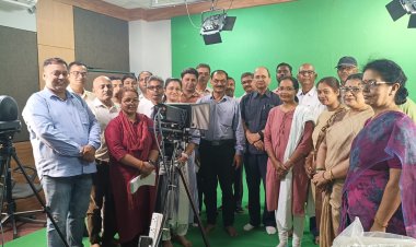 विश्वविद्यालय वाणिज्य एवं प्रबंधन अध्ययन, संगीत एवं नाट्य विभाग तथा गृह विज्ञान विभाग के शिक्षकों की कार्यशाला लैब में आयोजित