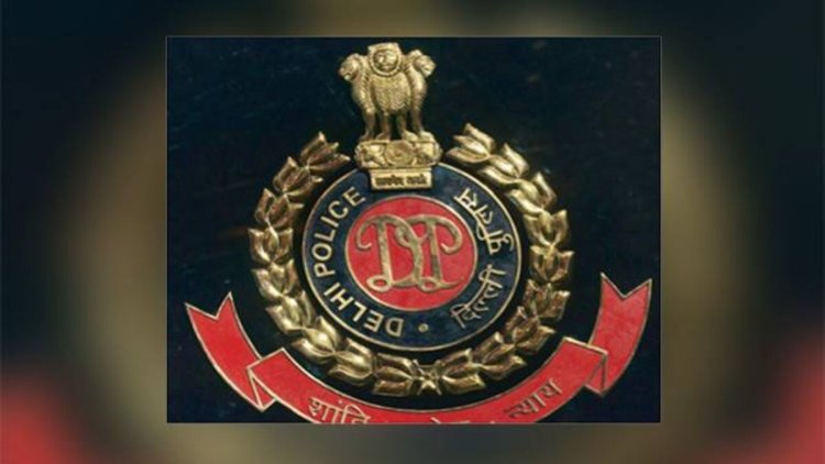 दिल्ली क्राइम ब्रांच की टीम पहुंची दरभंगा: आतंकी के भांजे के घर पर दिल्ली पुलिस की रेड, जांच में कई बड़े खुलासे