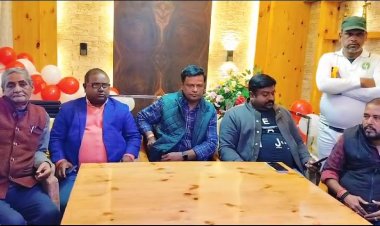 क्रिकेट टूर्नामेंट के प्राइज वितरण कार्यक्रम में भाग लेने पहुंचे भारत के पूर्व तेज गेंदबाज डोडा गणेश: कहा टेनिस बॉल क्रिकेट की है जननी