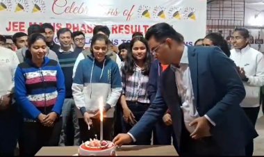 ओमेगा स्टडी सेंटर के बच्चों ने JEE MAIN में किया बेजोड़ प्रदर्शन, 95 परसेंटाइल से ऊपर हासिल करने वाले कई छात्र, देखें टॉपर्स की लिस्ट.....