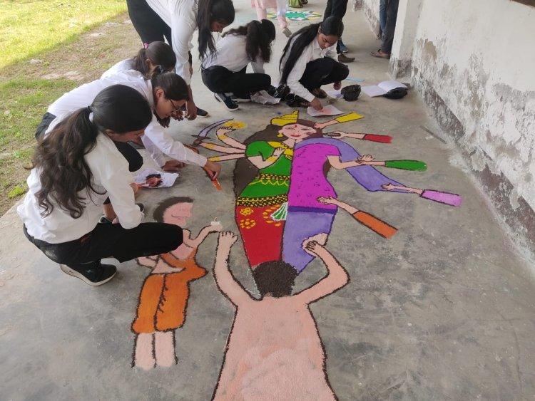 दरभंगा में अभाविप के द्वारा डबल्यूआईटी में मातृ कला कौशल प्रतियोगिता पर छात्राओं ने दिया अपने हुनर का परिचय