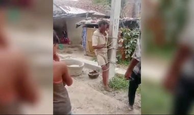 बिजली के खंभा में रस्सी से अधेङ का पैर-हाथ बांध कर बांस की करची पिटाई, शोशल मीडिया पर वीडियो हुआ वायरल, पुलिस कारवाई में जुटी