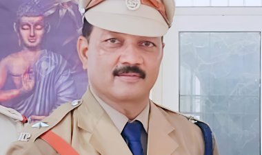 "कुर्की का खौफ: थानाध्यक्ष दीपक का दबदबा, जितेंद्र ने मानी हार, कहा- 'अब बस करो, सरेंडर कर रहा हूँ!'"