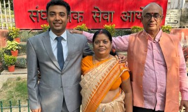 "बिहार के मिथिला में जन्मा एक तेजस्वी सूर्य: भवानीपुर सिंहवाड़ा के लाल 'विधांशु शेखर झा' ने UPSC 2024 में 59वीं रैंक के साथ रचा इतिहास, IFS से IAS बनने की गौरवगाथा बनी प्रेरणा की अमर कथा"