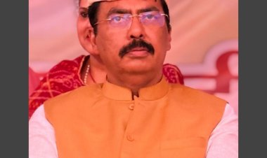 "दरभंगा की जर्जर गलियों में बजा तरक्की का शंखनाद: बंगाली टोला को मिली वर्षों बाद सड़क-नाला निर्माण की सौगात, मंत्री सरावगी की पहल से उम्मीदों को मिली नई ज़मीन"