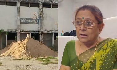 क्या दरभंगा मेडिकल कॉलेज अब भगवान भरोसे चल रहा है? जब बापू की प्रतिमा पर बालू डाल दिया गया और प्रिंसिपल डॉ. अलका झा को खबर भी पत्रकारों से मिली... मंत्री मंगल पांडे जवाब देंगे या आत्मा की चीखें यूं ही अनसुनी रह जाएंगी? पढ़िए आशिष कुमार की ज़मीर झकझोरने वाली रिपोर्ट!