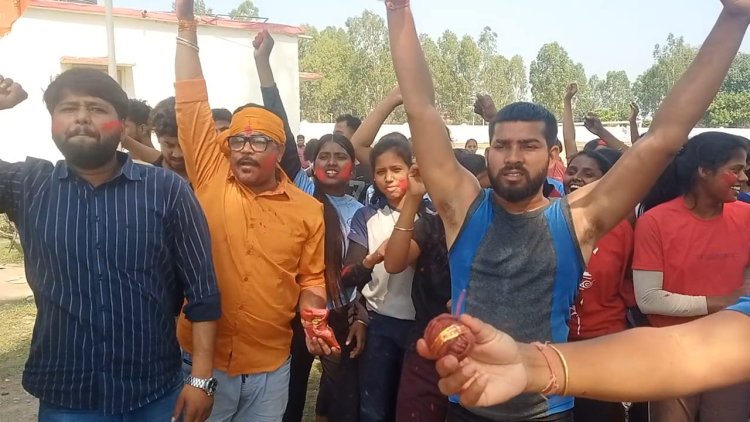"सिंदूर की अवमानना का विध्वंसकारी उत्तर: जब भारत ने ‘ऑपरेशन सिंदूर’ के वज्र प्रहार से आतंक के अड्डों को जलाया, और दरभंगा की धरती से उठी राष्ट्रगौरव की अग्निज्वाला!"