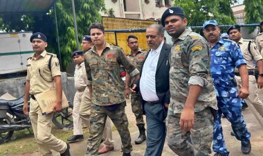 जब कानून की चौखट पर वकील ही कटघरे में खड़ा हुआ: दरभंगा कोर्ट में वरिष्ठ अधिवक्ता अम्बर इमाम हाशमी की गिरफ्तारी पर गूंजा विद्रोह, न्यायिक गरिमा बनाम बार की अस्मिता पर उठे सवाल और वही रिपोर्ट जिसने दरभंगा की दीवारों को हिला दिया