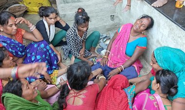 दरभंगा की नदी में घटी हृदयविदारक घटना ने पूरे इलाके को स्तब्ध कर दिया है, दर्द और आंसुओं से भीगा यह मंज़र महज़ एक हादसा नहीं बल्कि हमारे समाज की संवेदनहीनता और प्रशासनिक सुस्ती का आईना है… इस पर हमारे विस्तृत और निष्पक्ष रिपोर्ट को अवश्य पढ़ें, क्योंकि सच जानना ही समाधान की पहली सीढ़ी है।