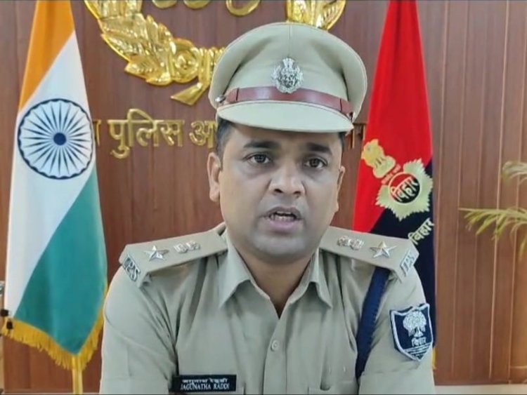 बिरौल थानाध्यक्ष विशाल कुमार सिंह पर गिरी गाज नाबालिग बेटी की फरियाद दबाने का मिला दंड, वरीय पुलिस अधीक्षक जगुनाथ रेड्डी जलारेड्डी की अनुशंसा पर पुलिस उप-महानिरीक्षक मिथिला क्षेत्र ने किया निलंबन, अब थानाध्यक्ष बने चन्द्र मणि; यह मामला सिर्फ़ एक अधिकारी की गलती नहीं, बल्कि पूरे पुलिस तंत्र के लिए चेतावनी है कि जनता की पुकार दबाना अब असंभव है
