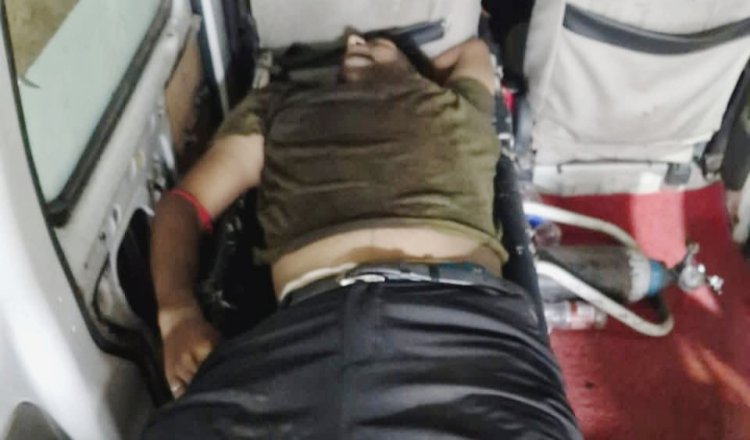 दरभंगा में तीसरे पूजा पर फिर मातम एपीएम थाना क्षेत्र में ज्वेलरी व्यवसायी राहुल कुमार की गोली मारकर हत्या, इससे पहले दुर्गा पूजा की निशा पूजा के दिन कांकली मंदिर के पुजारी राजीव कुमार झा की हत्या पर ‘मिथिला जन जन की आवाज’ ने उठाई थी आवाज, अब शहर दहशत और आक्रोश में