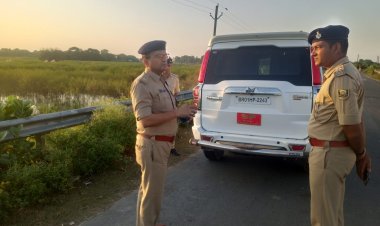 चुनावी माहौल में दरभंगा पुलिस एक्शन मोड में! ग्रामीण एसपी आलोक का Border पर Surprise Inspection बोले ‘जनता का भरोसा ही सबसे बड़ा सिक्योरिटी कवर’ पढ़िए मिथिला जन जन की आवाज की इस एक्सक्लूसिव रिपोर्ट में हर डिटेल!