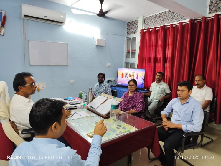दरभंगा से बड़ी खबर सोशल मीडिया पर ‘व्यूज़’ की लालच में अगर फैला रहे हैं फेक न्यूज, तो हो जाएं सावधान! सूचना एवं जनसंपर्क कार्यालय में आयोजित विशेष कार्यशाला में तय हुआ अफवाह फैलाने वालों पर होगी कठोर कार्रवाई, 24 घंटे निगरानी में रहेगा पूरा जिला! पढ़िए ‘मिथिला जन जन की आवाज’ की यह विशेष रिपोर्ट...