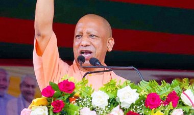 कश्मीर से केवटी तक गूंजा एक स्वर योगी बोले, अब मिथिला का बेटा भी बस सकता है कश्मीर में! कांग्रेस ने तोड़ा देश, मोदी-शाह ने जोड़ा मां जानकी की धरती से डबल इंजन के विकास का शंखनाद।