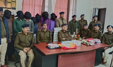 भोर से पहले गोलियों की तड़तड़ाहट, अंधेरे में टूटा अपराध का साम्राज्य दरभंगा पुलिस ने अंतरराज्यीय चोर गिरोह को किया नेस्तनाबूद, सात शातिर धराए, अवैध हथियारों और जिंदा कारतूस के साथ 11 किलो से अधिक चोरीशुदा चांदी बरामद; बिहार से उत्तर प्रदेश तक फैले संगठित अपराध के काले सच को पढ़िए इस विशेष समाचार में…