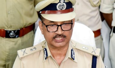 हमारी रिपोर्ट पढ़ते ही हरकत में आई पुलिस व्यवस्था: डीजीपी का सीधा नंबर जारी, अब थानेदारों की मनमानी, सड़क पर वसूली और ‘पैसे बिना एफआईआर’ कहने वालों पर गिरेगी प्रशासनिक गाज जनता के हाथ में पहुँचा बिहार पुलिस का सबसे बड़ा अस्त्र....