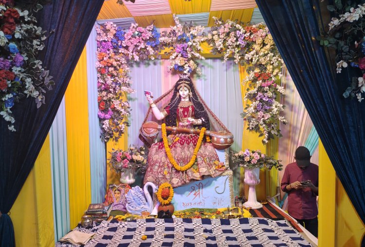 लाल ईंटों की ऐतिहासिक प्राचीरों के बीच ज्ञान का महायज्ञ, रामबाग में 11वें वर्ष भी अखंड जला सरस्वती साधना का दीप..... फाउंडेशन ऑफ मैथमेटिक्स में भवेश कुमार चौधरी के नेतृत्व में शिक्षा, शालीनता और संस्कार का भव्य उत्सव....