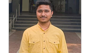 परिणाम घोषित होते ही सीमावर्ती गांव से उठी प्रतिभा की चमक....सनहपुर विद्यालय के छात्र सत्यम कुमार ने 476 अंक के साथ इंटर विज्ञान में राज्य स्तर पर चौथा स्थान प्राप्त कर दरभंगा, प्रखंड और अपने गांव का बढ़ाया गौरव.....