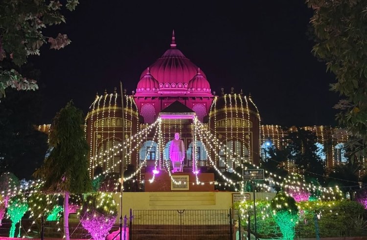 लनामिवि के आदेश की धज्जियां उड़ाती संबद्ध कॉलेजों की खामोशी: सेवानिवृत्ति के बाद भी कुर्सियों पर जमे प्रधानाचार्य, प्राध्यापक और शिक्षकेत्तर कर्मी, तीन दिन में अनुपालन रिपोर्ट का फरमान 23 दिन बाद भी बेअसर....विश्वविद्यालय की प्रशासनिक पकड़ पर मंडराता गंभीर संकट, आखिर किसके संरक्षण में नियमों को दी जा रही चुनौती?