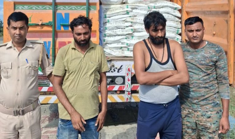 शराबबंदी वाले बिहार में तस्करों की बड़ी चाल बेनकाब: पतंजलि के सामानों की आड़ में 4,947 लीटर विदेशी शराब, 60 लाख की खेप जब्त; अब खुलेगा पूरा नेटवर्क...कहां से आई शराब, किसके इशारे पर चली और किसके दरवाजे तक पहुंचनी थी, जांच की रडार पर हर कड़ी